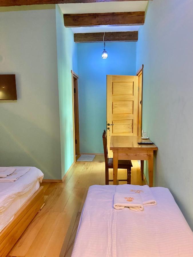 Guest House Savane Gori Exterior photo